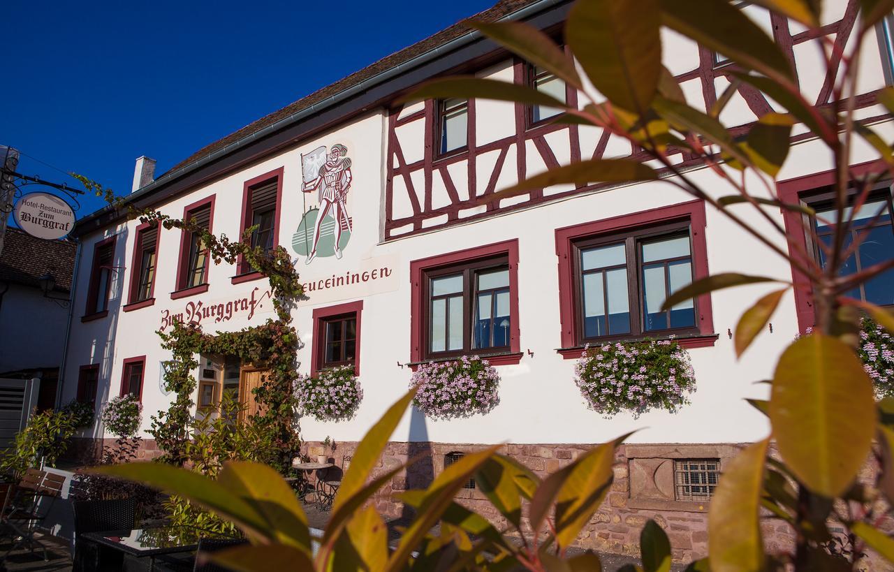 Hotel Zum Burggraf Neuleiningen Exterior photo